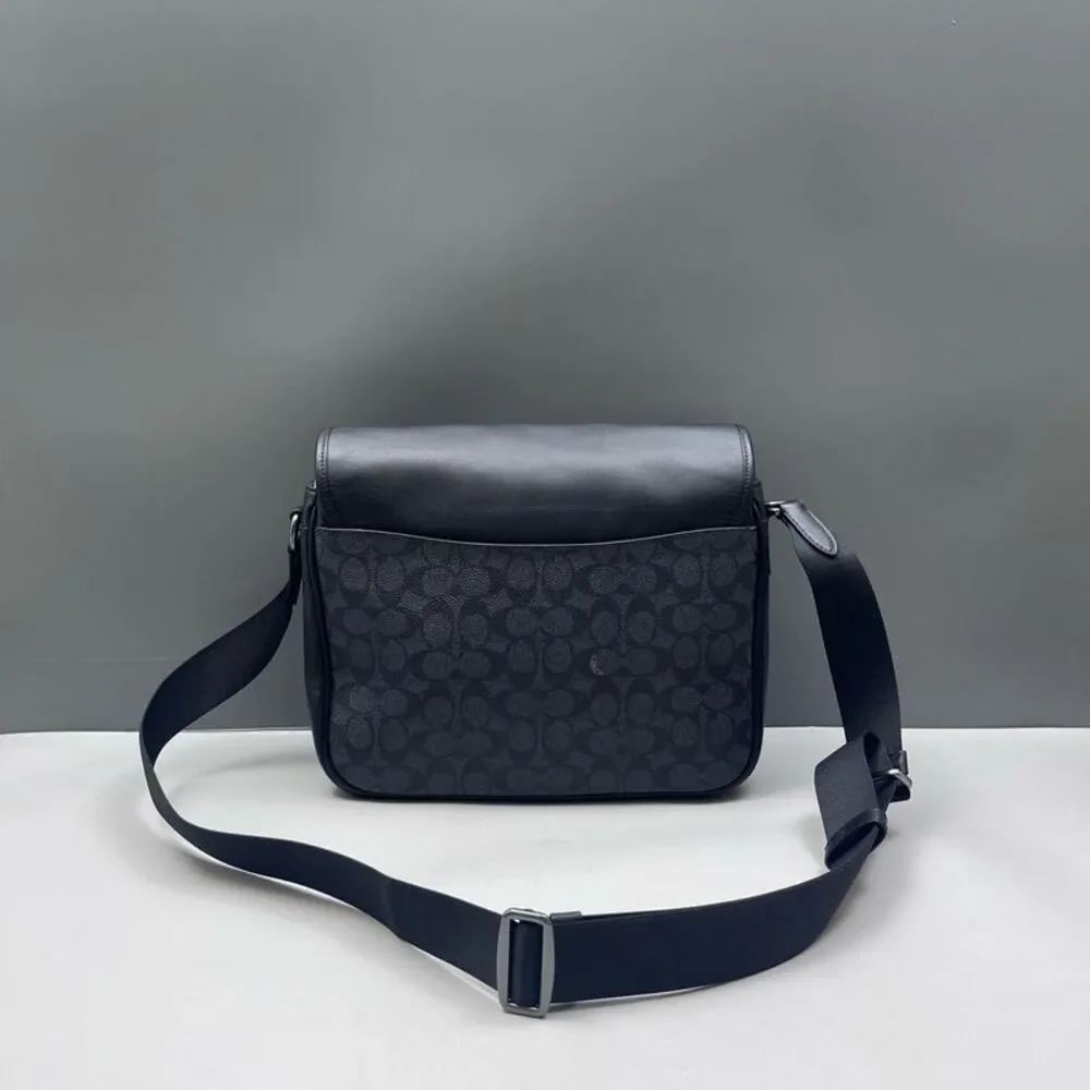 Coach Women Pre-Loved Bag Very Good Condition